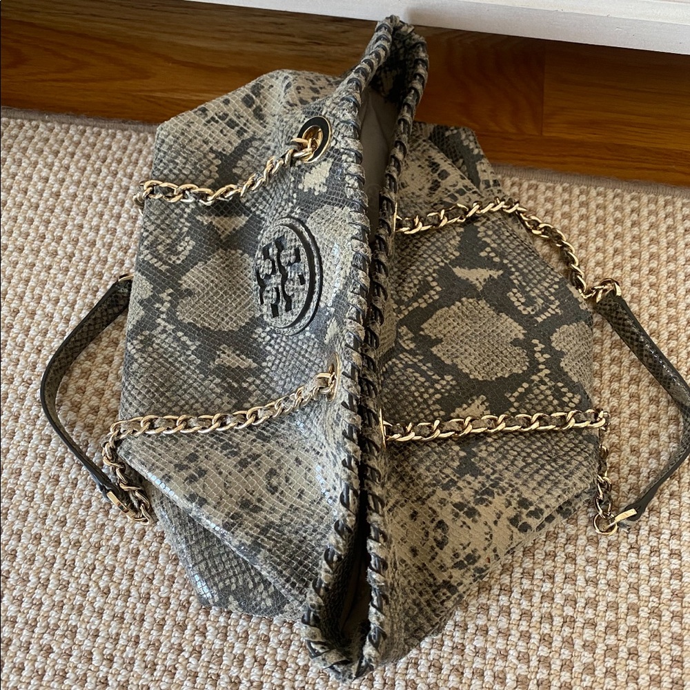 Tory Burch purse